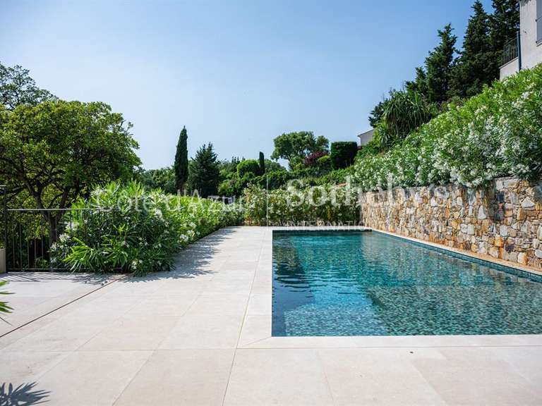 Maison Gassin - 5 chambres - 270m²