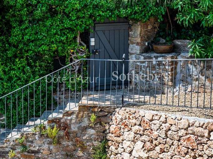 Maison Gassin - 5 chambres - 270m²