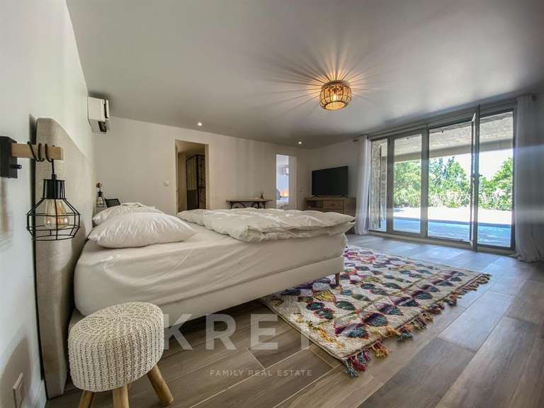 Maison Gassin - 4 chambres - 220m²