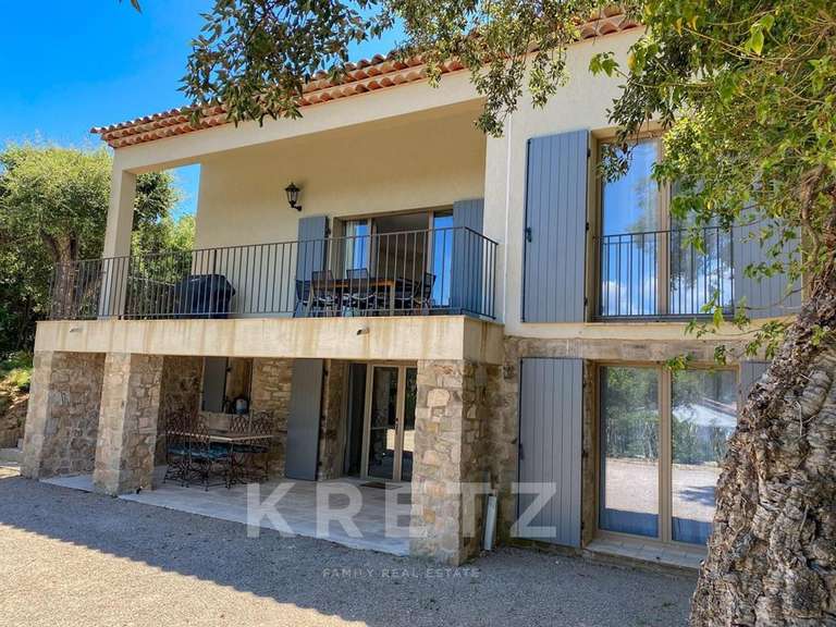 Maison Gassin - 4 chambres - 220m²