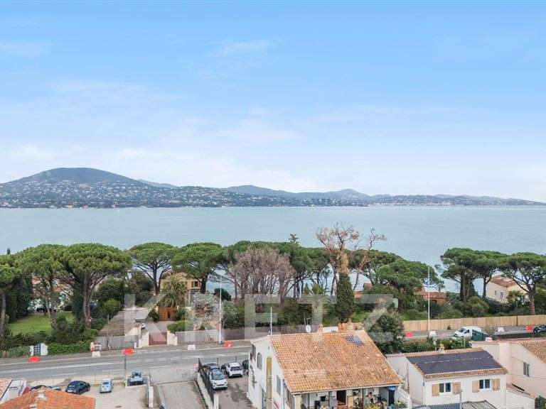 Maison Gassin - 5 chambres - 220m²