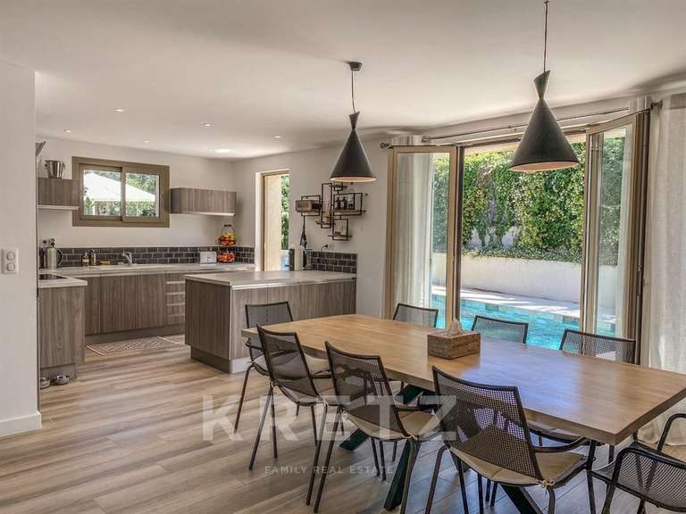 Maison Gassin - 4 chambres - 220m²