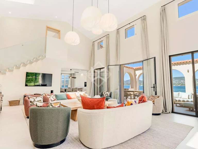 Maison Gassin - 7 chambres - 350m²