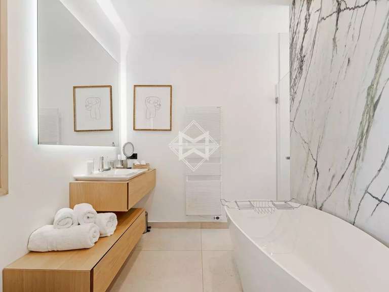Maison Gassin - 7 chambres - 350m²