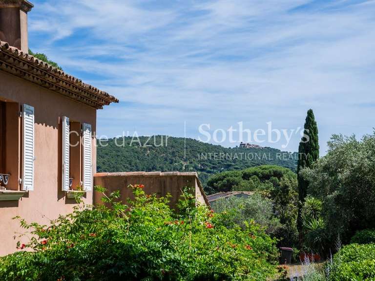 Maison Gassin - 4 chambres - 150m²