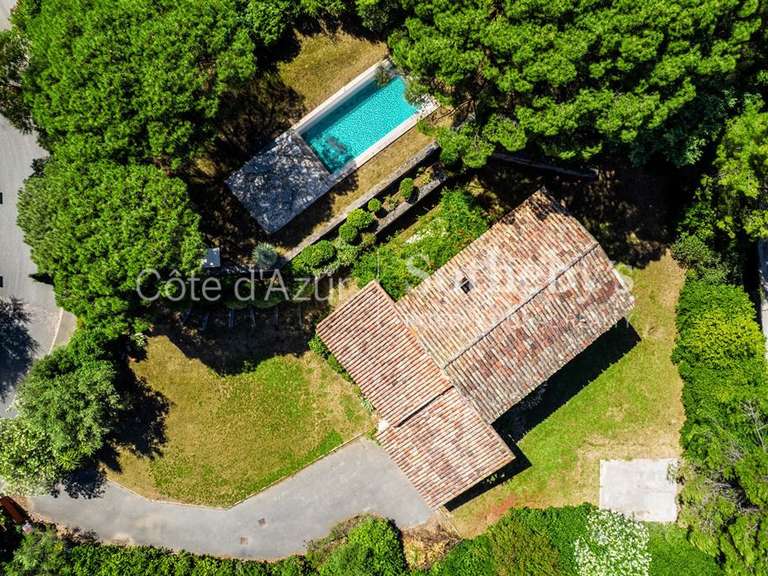 Maison Gassin - 4 chambres - 150m²