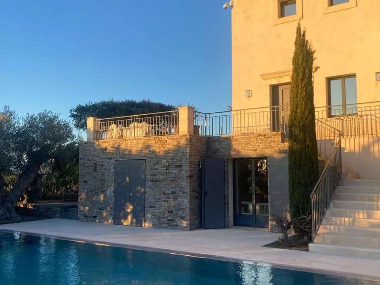 Maison Gassin - 5 chambres - 230m²