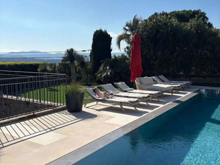 Maison Gassin - 5 chambres - 230m²