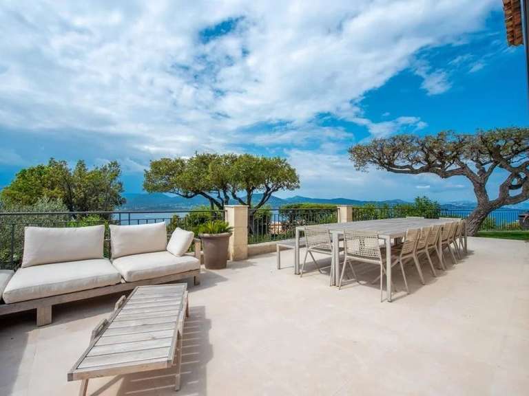 Maison Gassin - 5 chambres - 230m²
