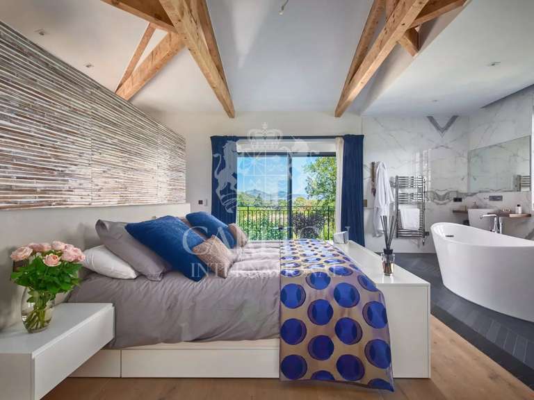 Maison Gassin - 4 chambres - 236m²