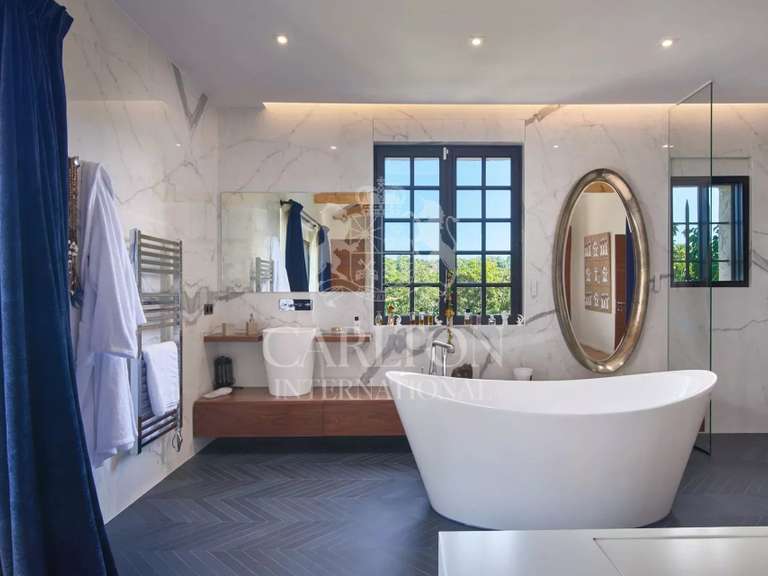 Maison Gassin - 4 chambres - 236m²