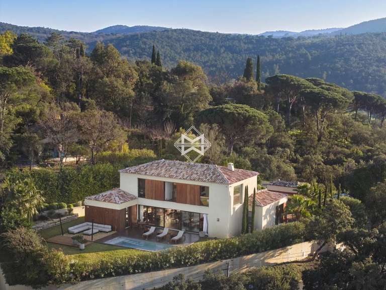 Property with Sea view Gassin - 6 bedrooms - 230m²