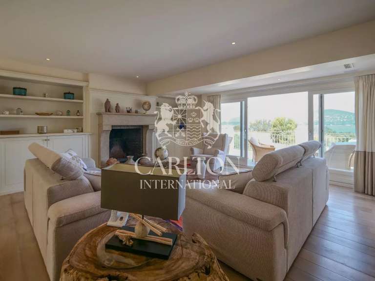Villa with Sea view Gassin - 4 bedrooms - 220m²
