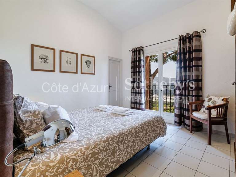 Maison Gattières - 4 chambres - 183m²