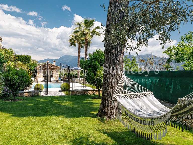 Maison Gattières - 4 chambres - 183m²