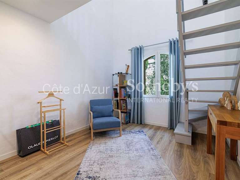 Maison Gattières - 4 chambres - 183m²