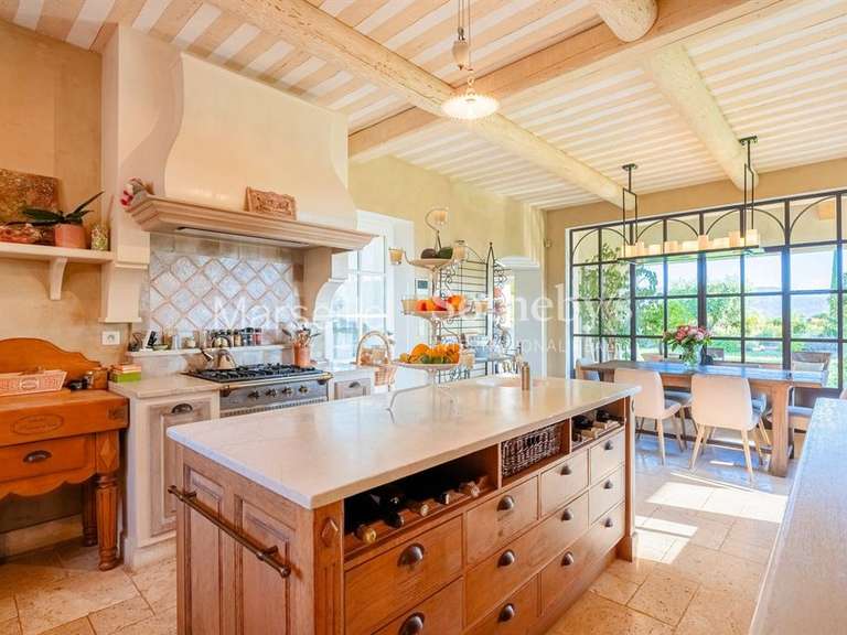 Maison Gémenos - 4 chambres - 225m²