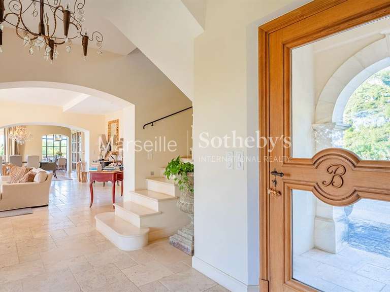 Maison Gémenos - 4 chambres - 225m²