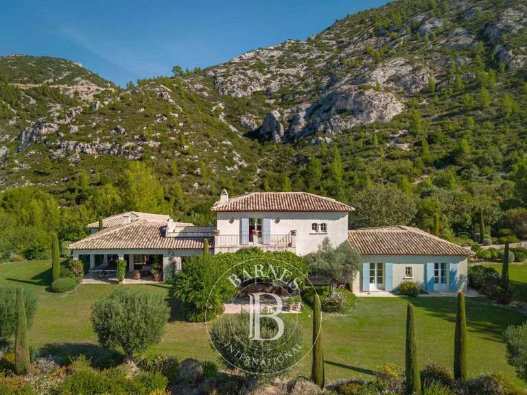 Maison Gémenos - 4 chambres - 350m²