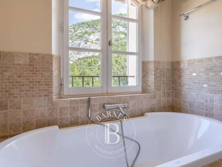 Maison Gémenos - 4 chambres - 350m²