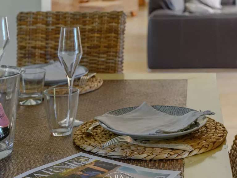 Maison Gémenos - 3 chambres - 298m²