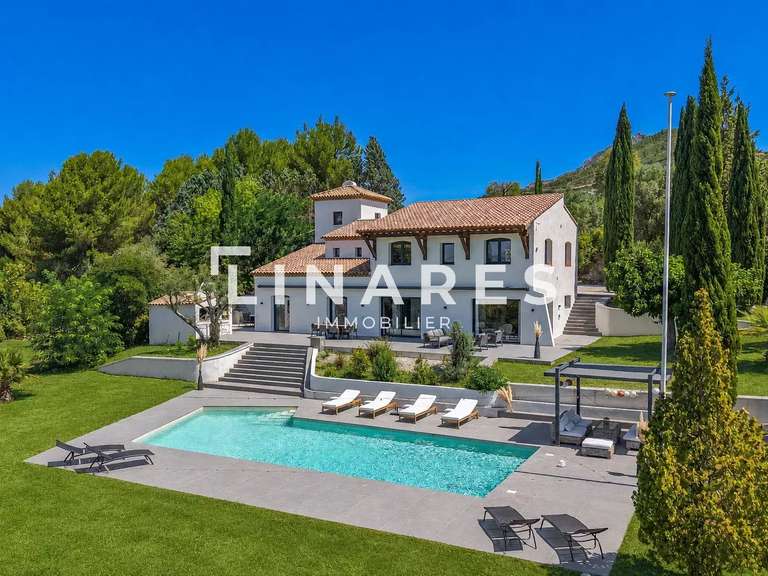 Maison Gémenos - 5 chambres - 343m²