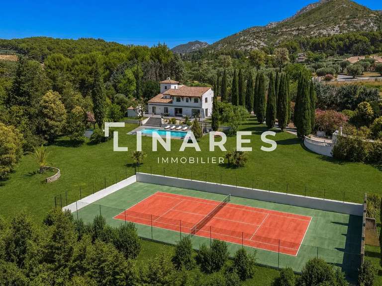 Maison Gémenos - 5 chambres - 343m²
