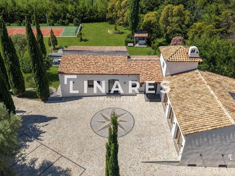 Maison Gémenos - 5 chambres - 343m²
