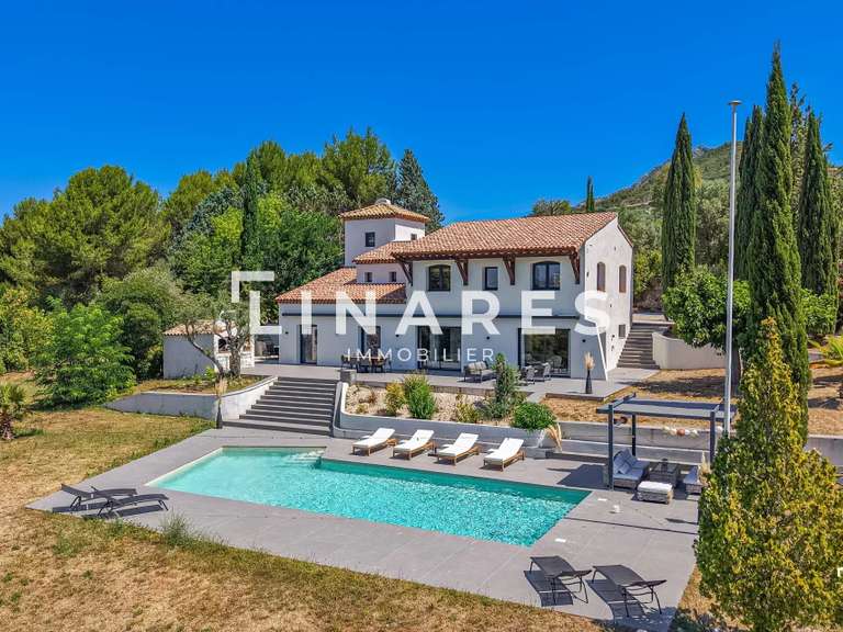 House Gémenos - 5 bedrooms - 343m²