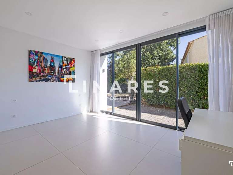 Maison Gémenos - 4 chambres - 310m²