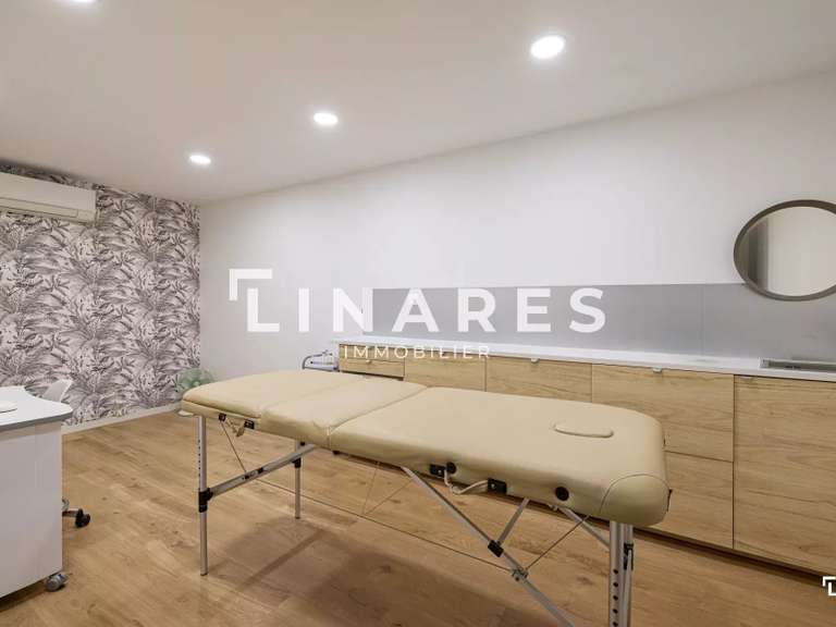 Maison Gémenos - 4 chambres - 310m²