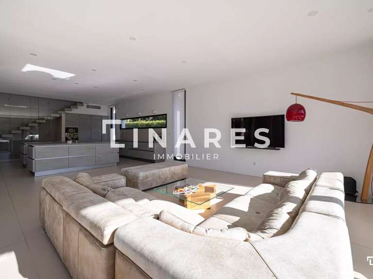 Maison Gémenos - 4 chambres - 310m²