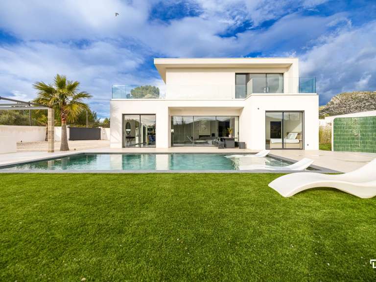Villa Gémenos - 3 chambres - 347m²