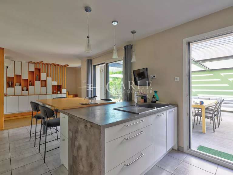 Maison Genas - 6 chambres - 153m²