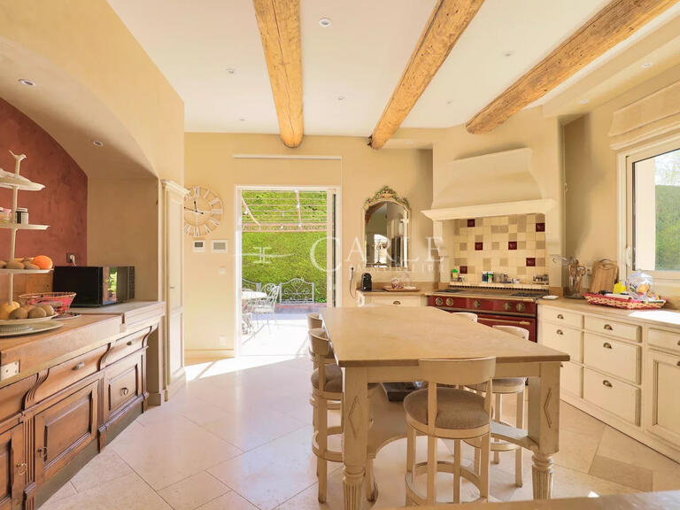 Propriété Genas - 4 chambres - 567m²