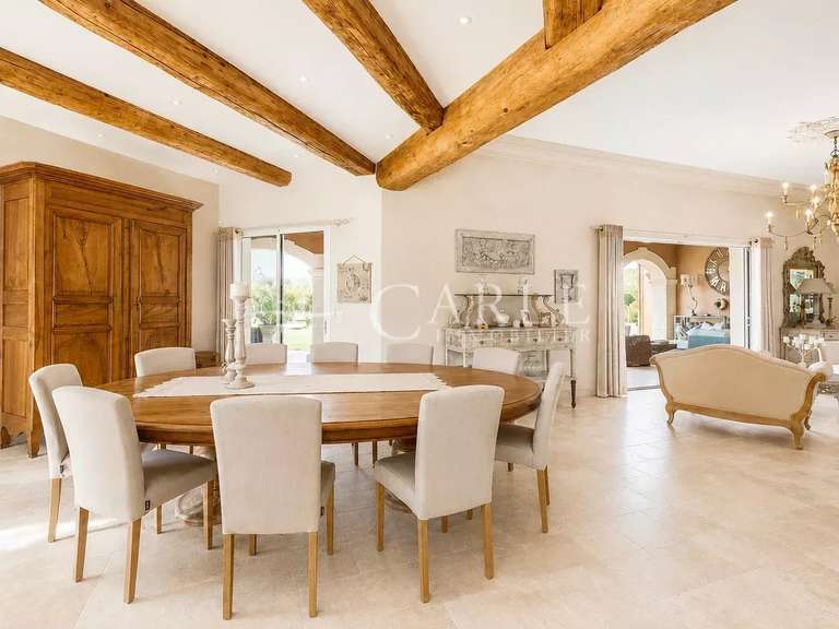 Propriété Genas - 4 chambres - 567m²