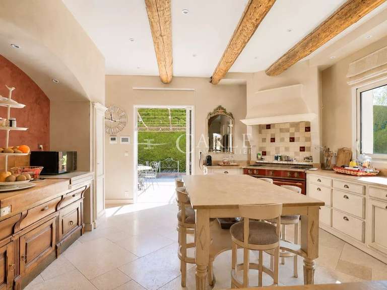 Propriété Genas - 4 chambres - 567m²