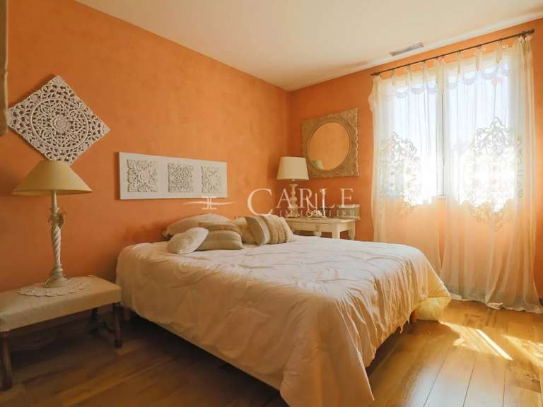 Propriété Genas - 4 chambres - 567m²