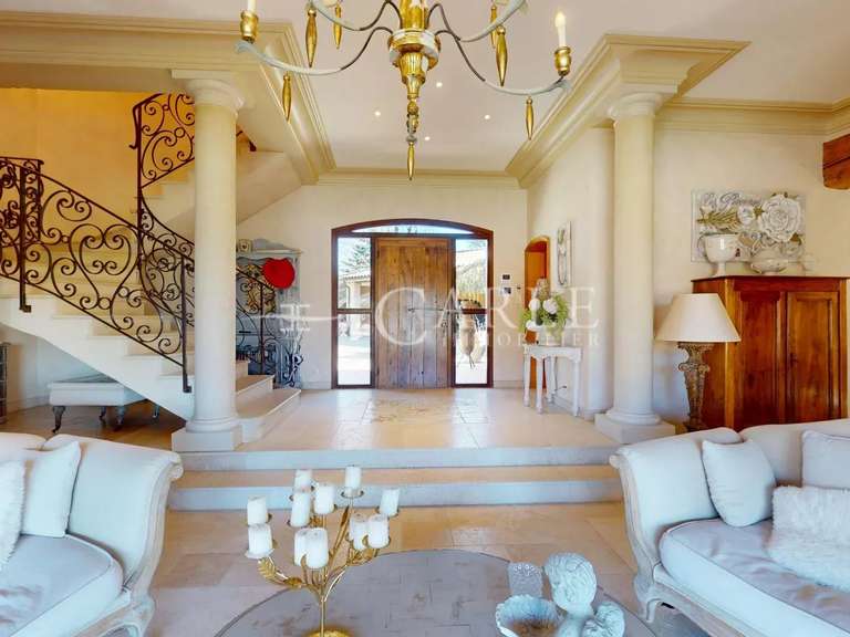 Propriété Genas - 4 chambres - 567m²