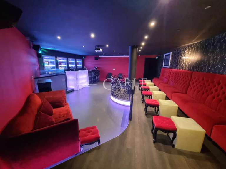 Propriété Genas - 4 chambres - 567m²