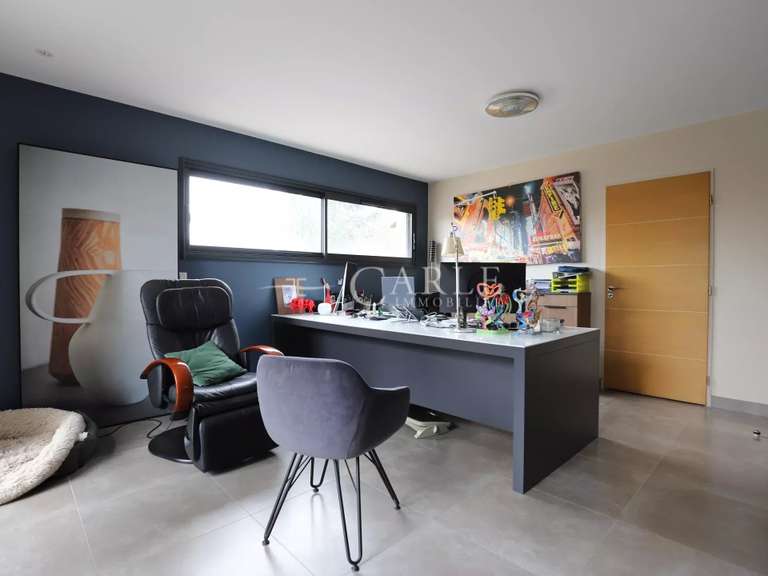 Villa Genas - 5 chambres - 476m²