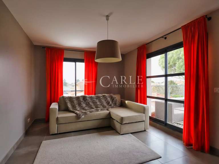 Villa Genas - 5 chambres - 476m²