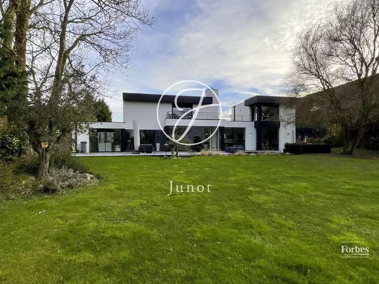 Maison Genech - 5 chambres - 251m²