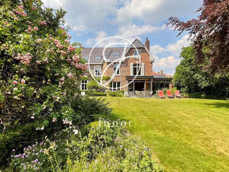 Maison Genech - 7 chambres - 302m²