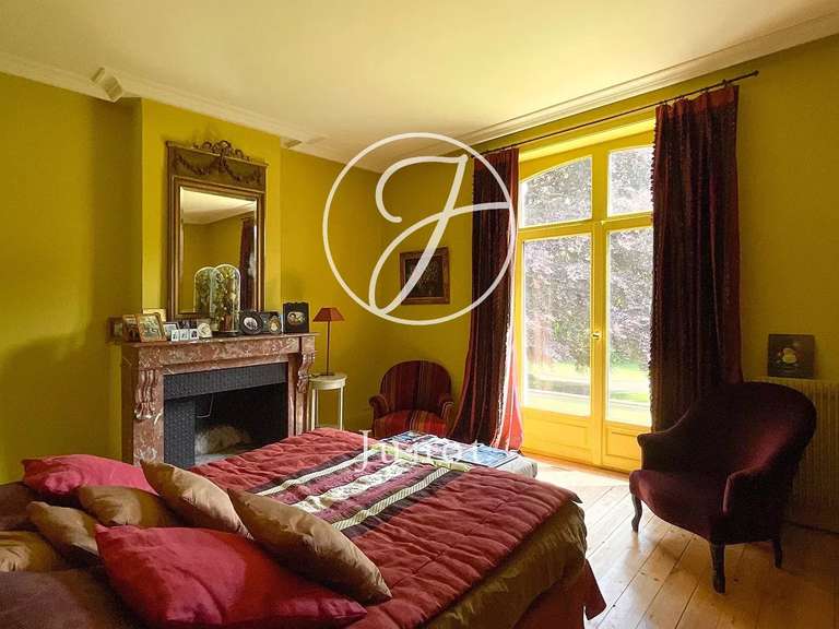 Maison Genech - 7 chambres - 302m²