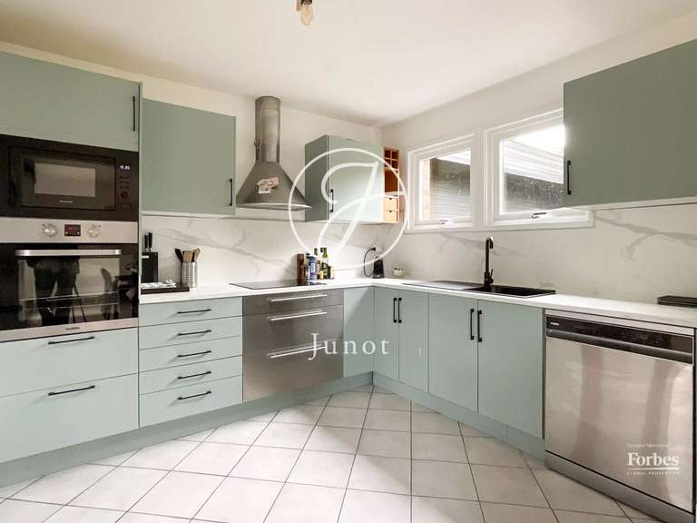 House Genech - 4 bedrooms - 220m²