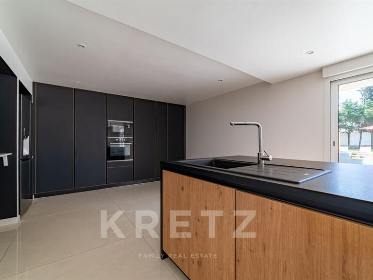 Maison Générac - 6 chambres - 402m²