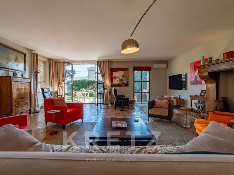 Maison Générac - 4 chambres - 283m²