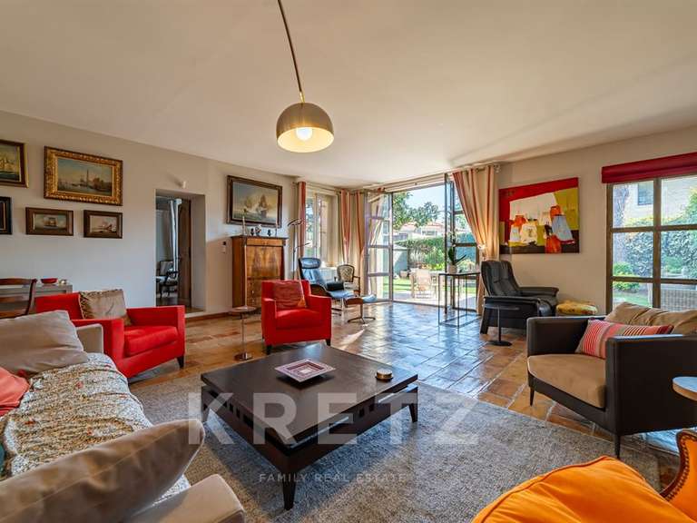 Maison Générac - 4 chambres - 283m²