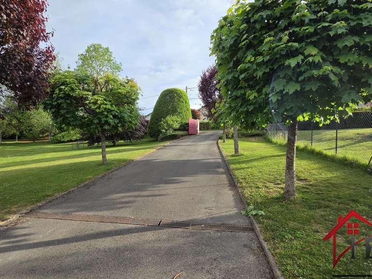 Villa Geneuille - 5 chambres - 274m²
